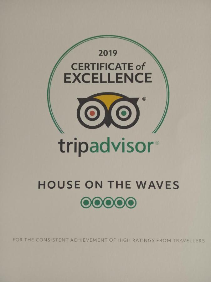 House On The Wave Villa มาราโธคามปอส ภายนอก รูปภาพ